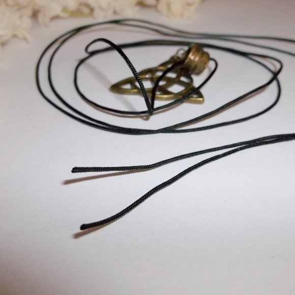 Boho Bronze Triquetra Necklace Celtic Knot Statement Style Big Large Bold A961 - Picture 5 of 11